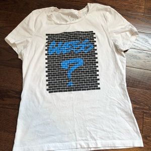 NWOT Guess tshirt